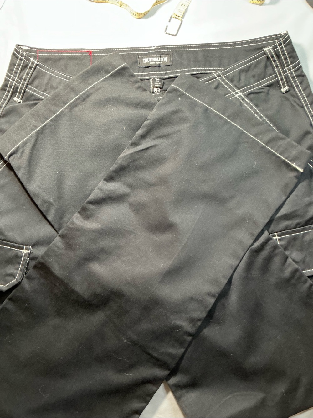 True Religion Men’s Black Slim Straight Jeans with White Contrast Stitching - Picture 10 of 15